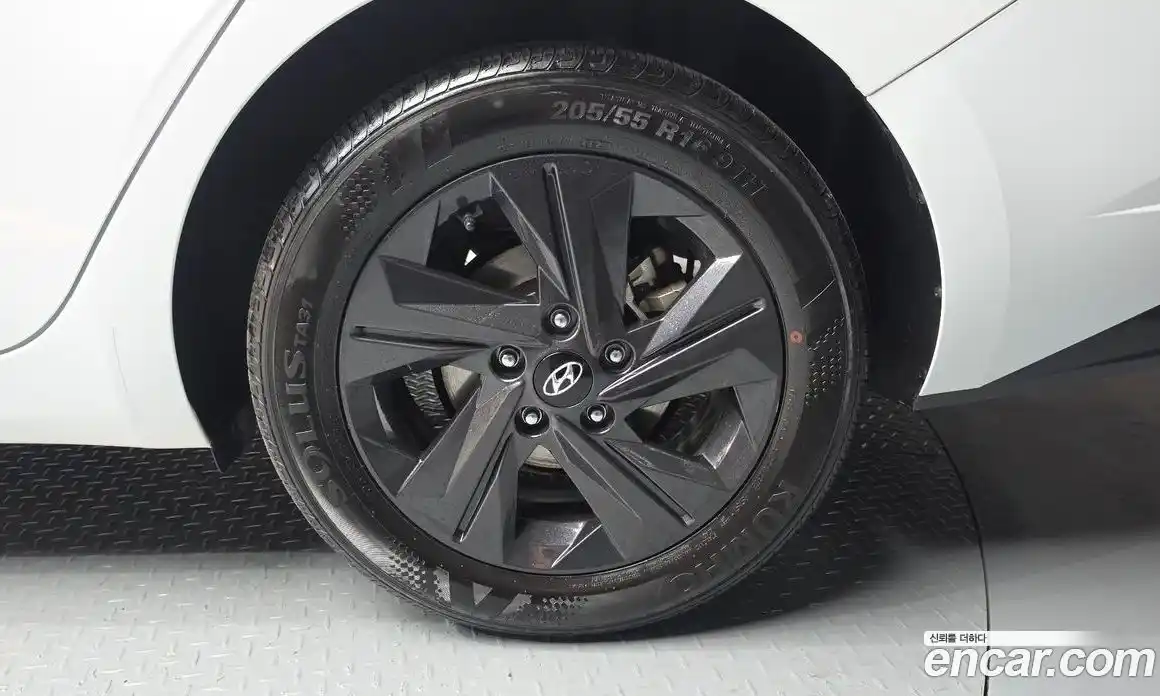 Hyundai Avante 2021 1.6 гидро в Москве № 1903751, фото 7