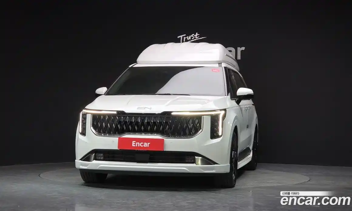Kia Canival 2024 1.6 гидро в Москве № 1904425, фото 3