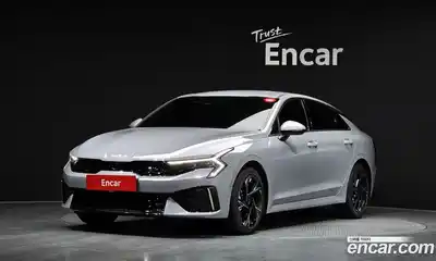 Kia K5, 2025