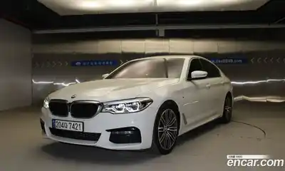 BMW 5-Series, 2020