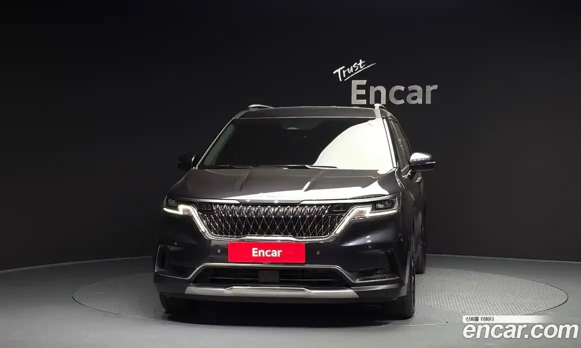 Kia Canival 2022 2.2 гидро в Москве № 1904769, фото 3