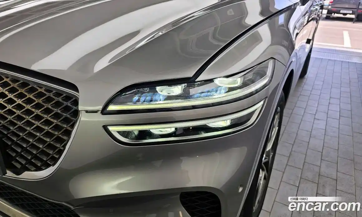Genesis GV70 2021 2.5 гидро в Москве № 1905479, фото 8