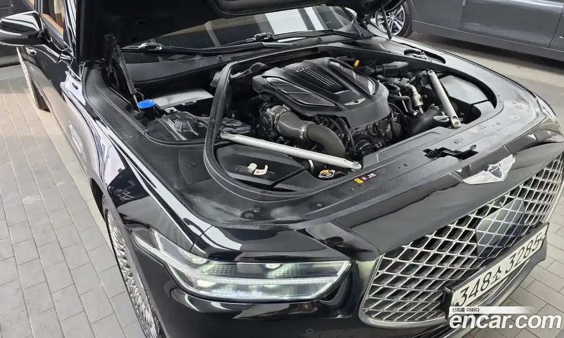 Genesis G90 2019 3.3 гидро в Москве № 1905610, фото 6