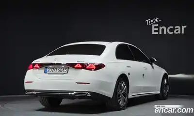 Mercedes-Benz E-Class 2024 2.0 гидро в Москве № 1906055, миниатюра 2