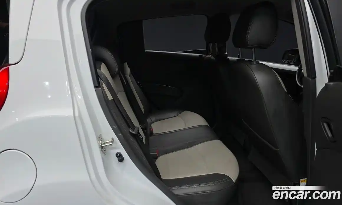 Chevrolet Spark 2014 1.0 гидро в Москве № 1907155, фото 17