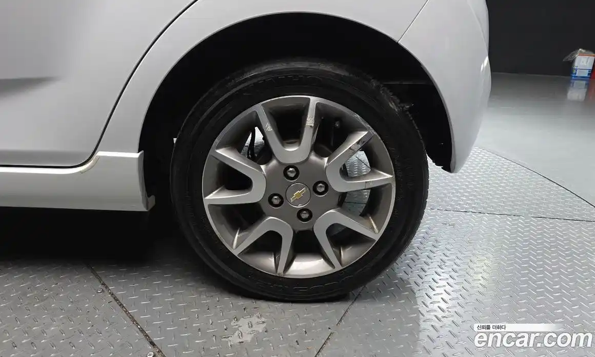 Chevrolet Spark 2014 1.0 гидро в Москве № 1907155, фото 7