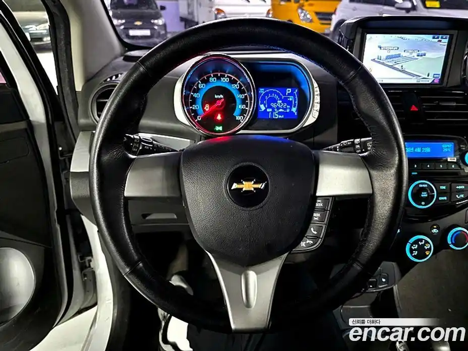 Chevrolet Spark 2014 1.0 гидро в Москве № 1907504, фото 12