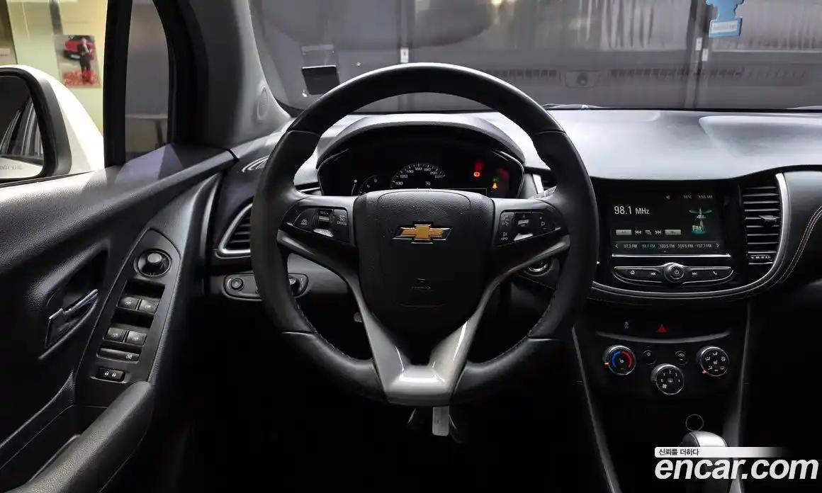 Chevrolet Trax 2016 1.6 гидро в Москве № 1907926, фото 19