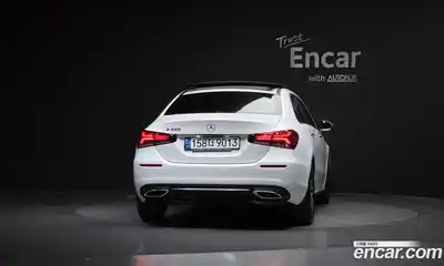 Mercedes-Benz A-Class 2021 2.0 гидро в Москве № 1907936, миниатюра 4