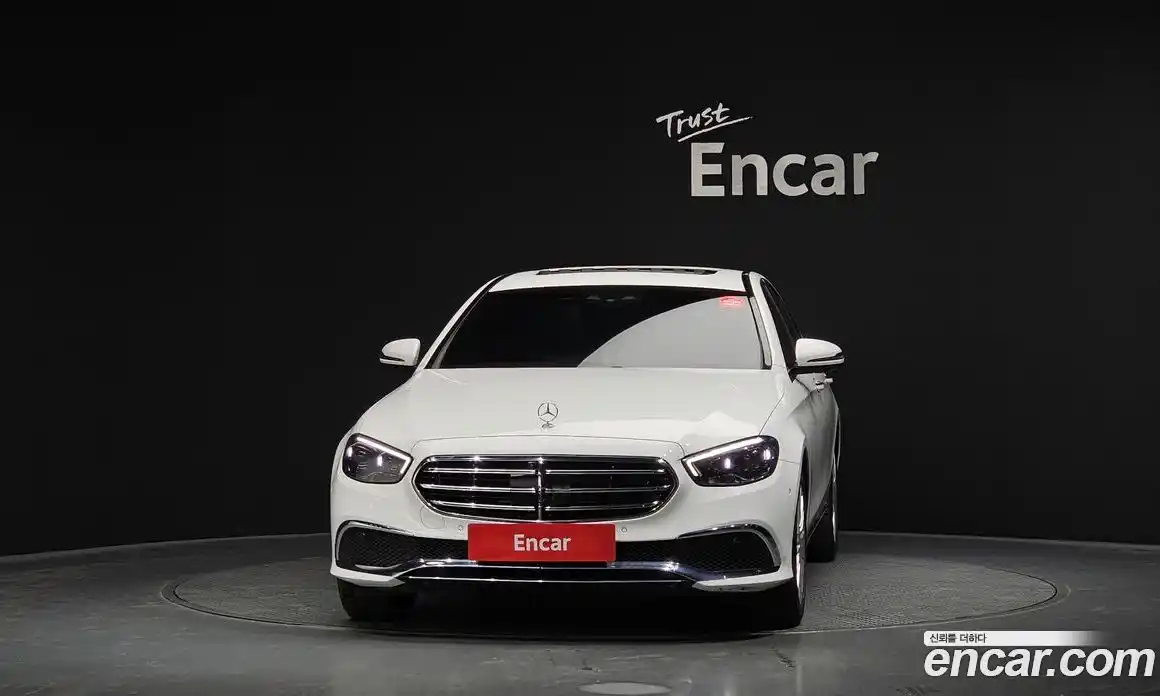 Mercedes-Benz E-Class 2022 2.0 гидро в Москве № 1909606, фото 3
