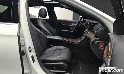 Mercedes-Benz E-Class 2022 2.0 гидро в Москве № 1909606, миниатюра 10
