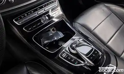 Mercedes-Benz E-Class 2017 2.0 гидро в Москве № 1910239, миниатюра 12