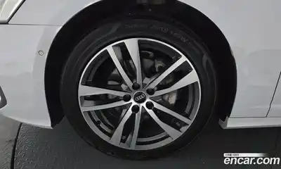 Audi A6 2022 2.0 гидро в Москве № 1910741, миниатюра 4