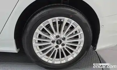 Audi A6 2021 2.0 гидро в Москве № 1910860, миниатюра 6