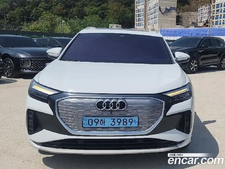 Audi Q4 e-tron 2022 1.0 гидро в Москве № 1912360, фото 6