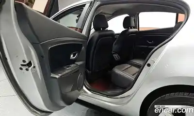 Renault SM3 2009 1.6 гидро в Москве № 1912734, миниатюра 12