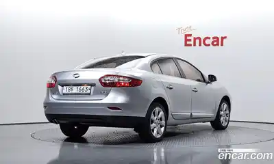 Renault SM3 2009 1.6 гидро в Москве № 1912734, миниатюра 2