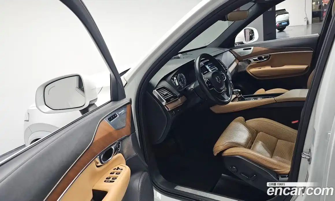 Volvo XC90 2017 2.0 гидро в Москве № 1913305, фото 12