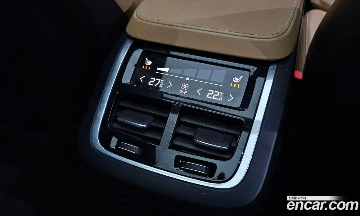 Volvo XC90 2017 2.0 гидро в Москве № 1913305, фото 24