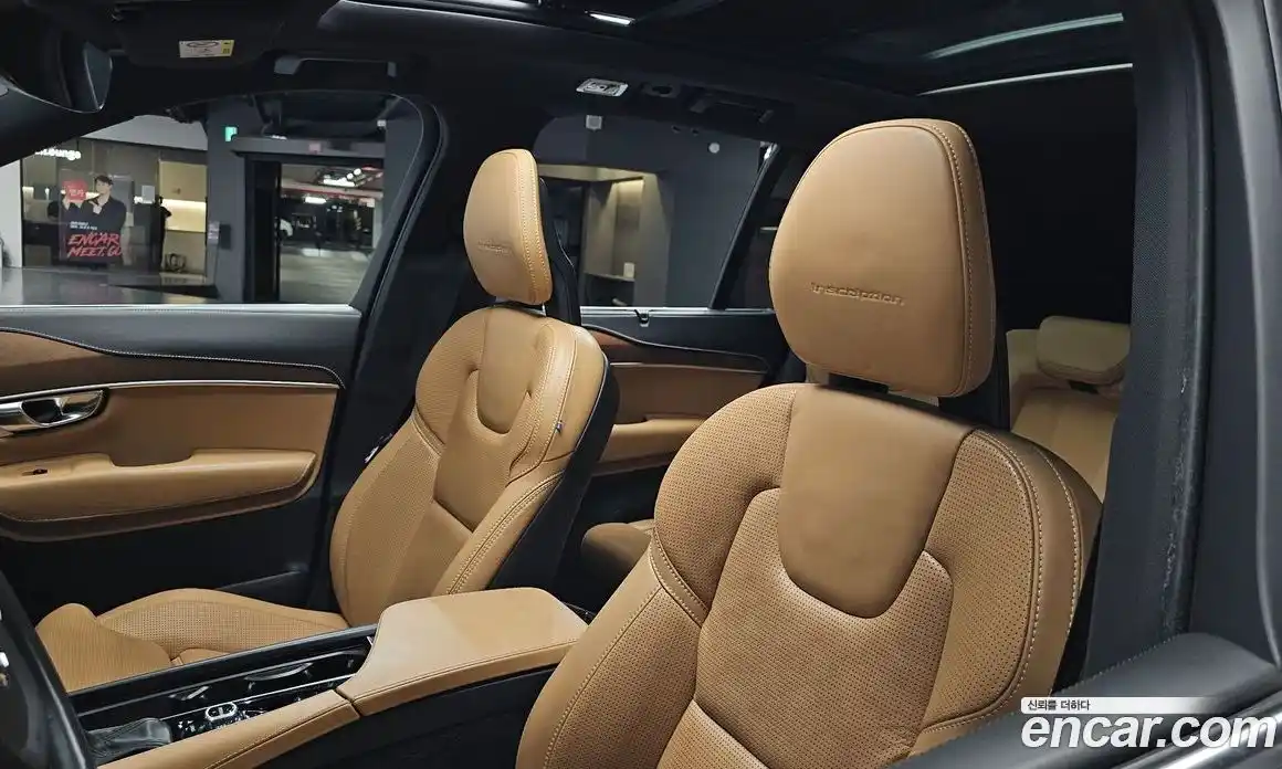 Volvo XC90 2017 2.0 гидро в Москве № 1913305, фото 31