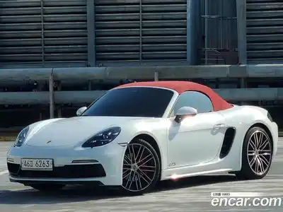 Porsche 718, 2018