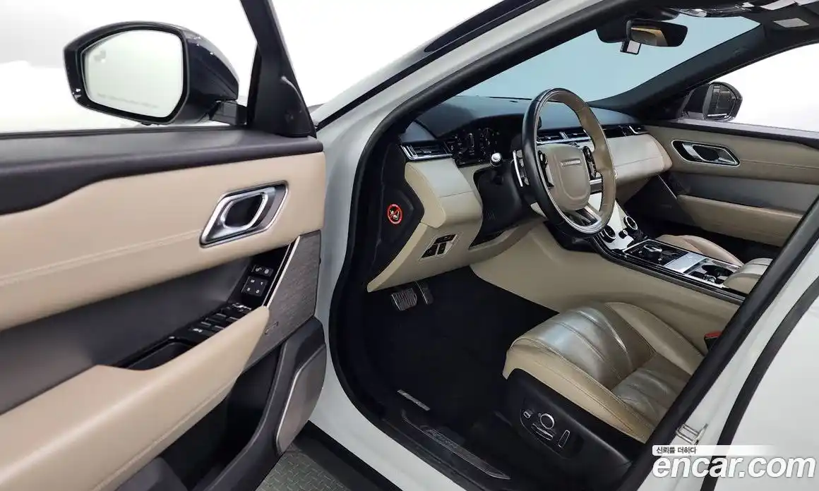 Land Rover Range-Rover Velar 2017 3.0 гидро в Москве № 1915086, фото 13