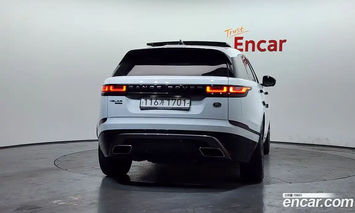 Land Rover Range-Rover Velar 2017 3.0 гидро в Москве № 1915086, фото 4