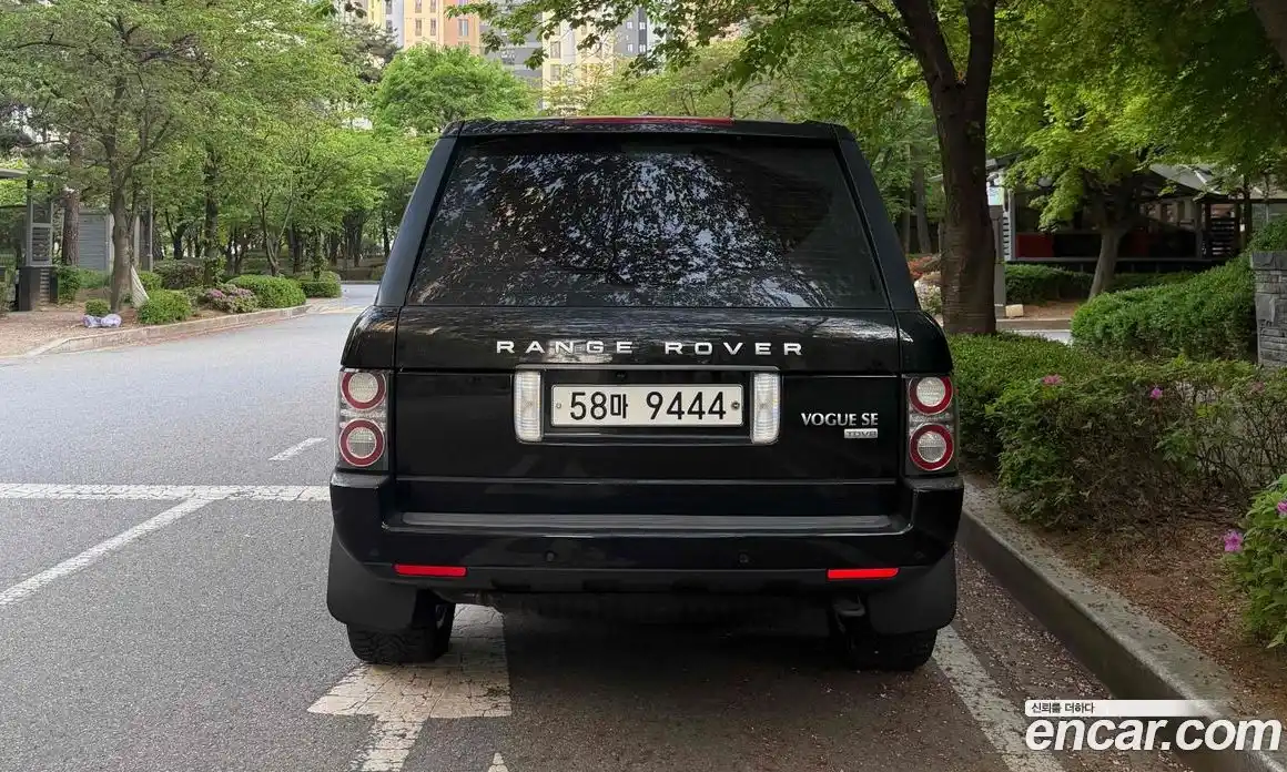 Land Rover Range-Rover 2010 3.6 гидро в Москве № 1915479, фото 4