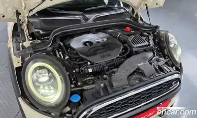 Mini Cooper Convertible 2018 2.0 гидро в Москве № 1916447, миниатюра 6