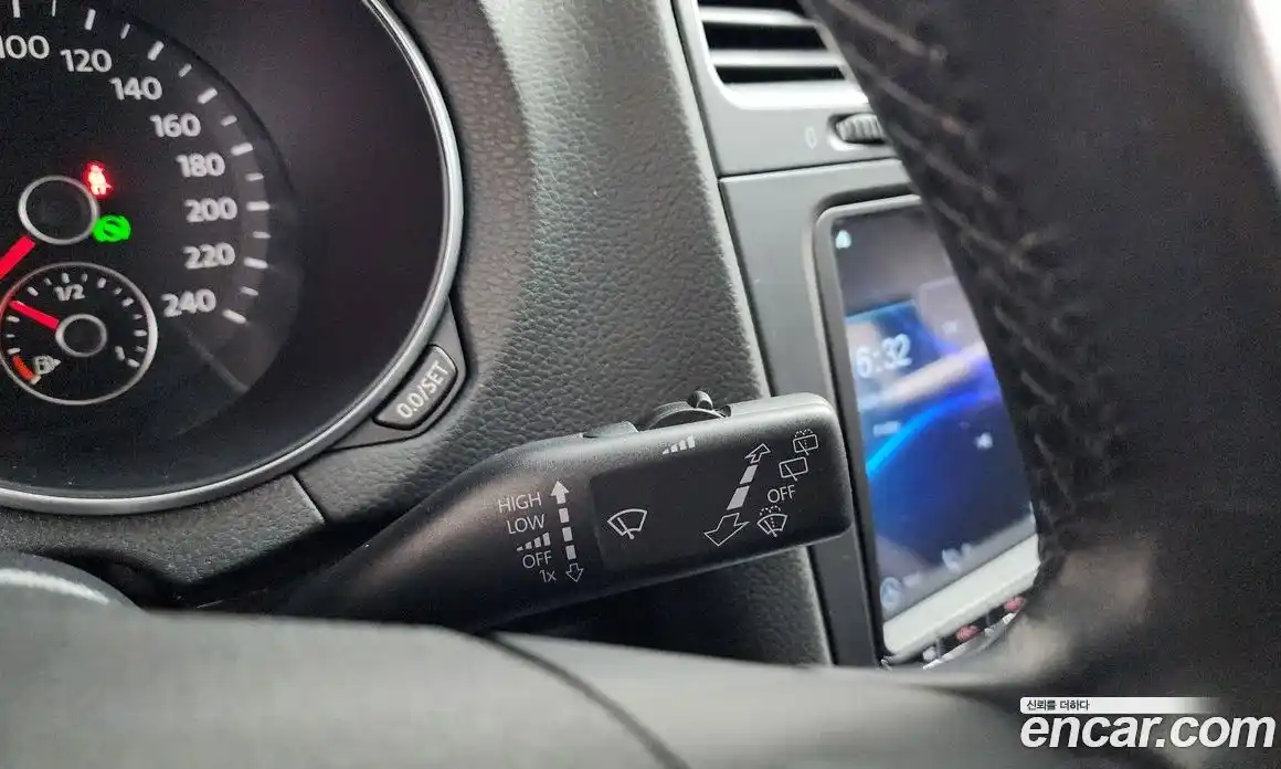 Volkswagen Golf 2013 2.0 гидро в Москве № 1917793, фото 29