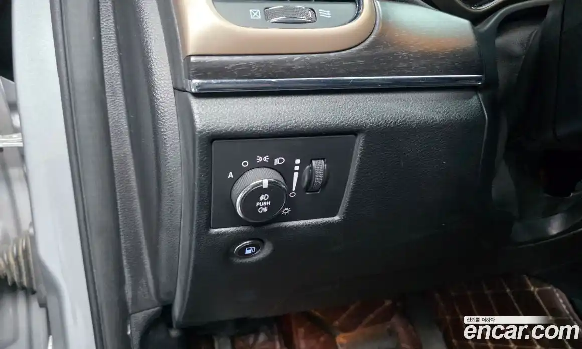 Jeep Cherokee 2015 3.0 гидро в Москве № 1919286, фото 23
