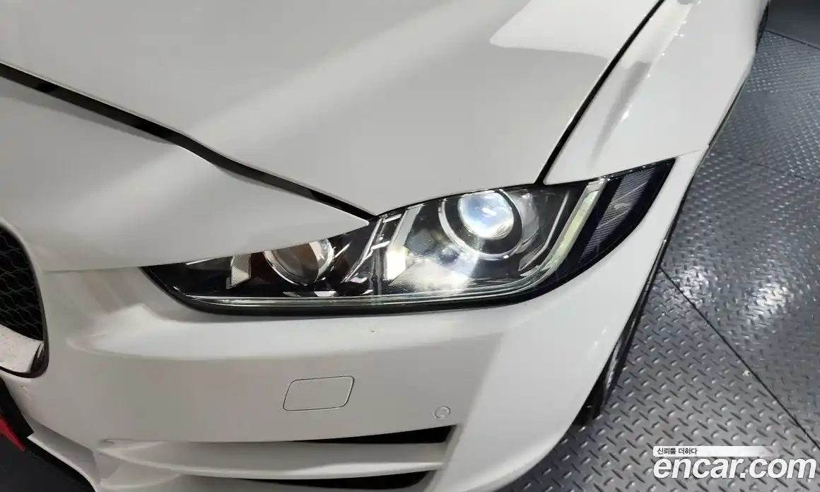 Jaguar XE 2018 2.0 гидро в Москве № 1921181, фото 8