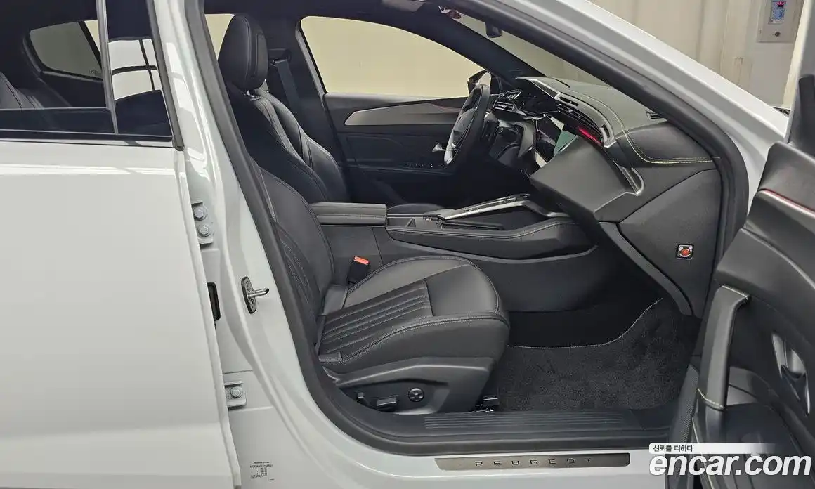 Peugeot 408 2024 1.2 гидро в Москве, фото 16