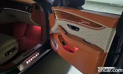 Bentley Flying Spur 2022 4.0 гидро, миниатюра 8
