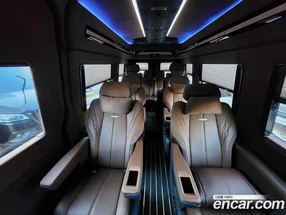 Mercedes-Benz Sprinter 2022 3.0 гидро в Москве № 204319, фото 9