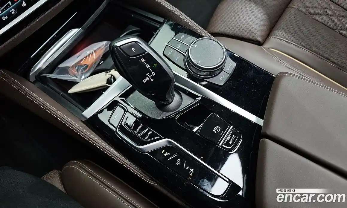 BMW 6-Series 2024 3.0 гидро в Москве, фото 9