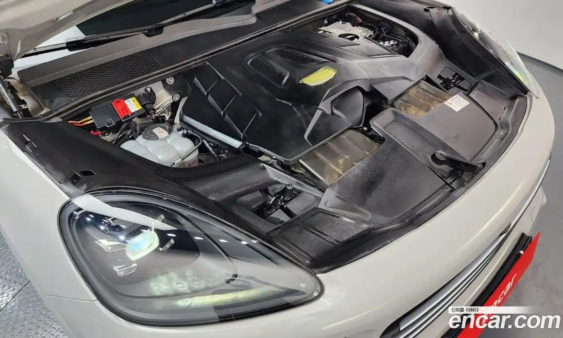 Porsche Cayenne 2022 3.0 гидро в Москве № 213214, фото 6