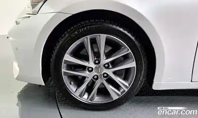 Lexus IS 2019 2.0 гидро в Москве № 214625, миниатюра 5