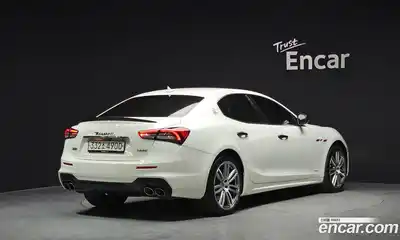 Maserati Ghibli 2019 3.0 гидро, миниатюра 2