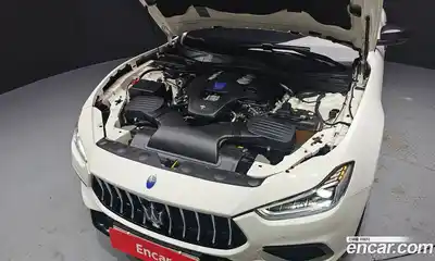 Maserati Ghibli 2019 3.0 гидро, миниатюра 6