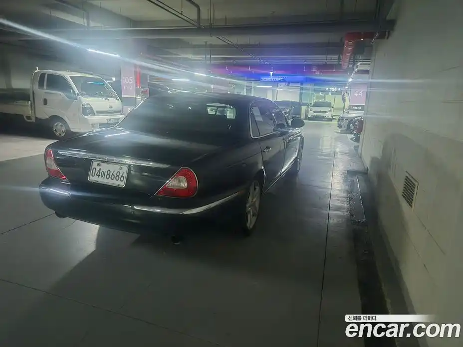 Jaguar XJ 2005 4.2 гидро в Москве № 283973, фото 7