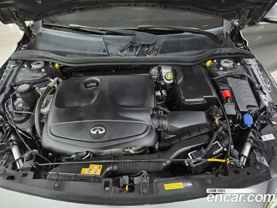 Infiniti Q30 2019 2.0 гидро в Москве № 305470, фото 18
