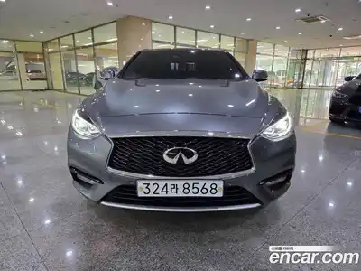 Infiniti Q30 2019 2.0 гидро в Москве № 305470, миниатюра 2
