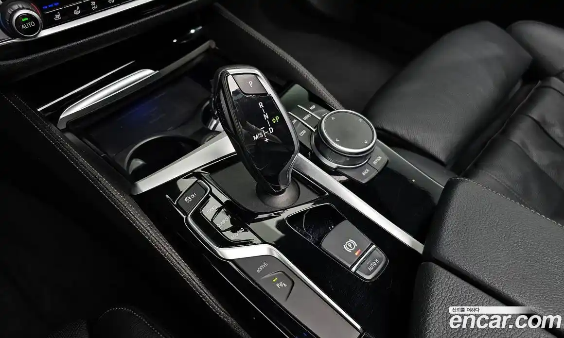 BMW 5-Series 2020 2.0 гидро в Москве, фото 9