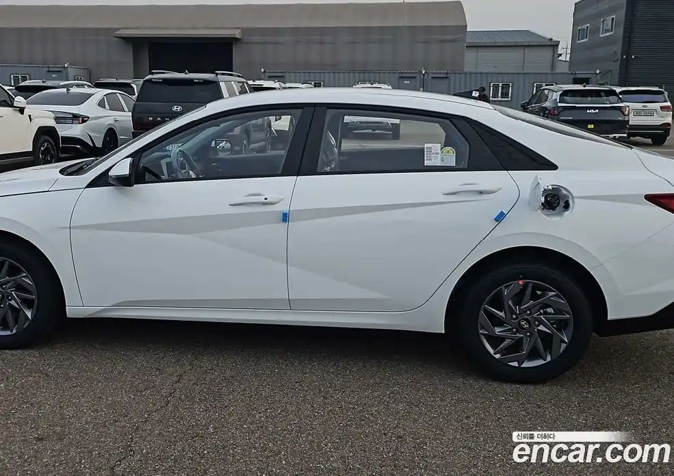 Hyundai Avante 2025 1.6 гидро в Москве № 50119, фото 12