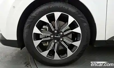 Kia Canival 2023 2.2 гидро в Москве № 5847, миниатюра 5