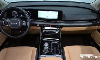 Kia Canival 2023 2.2 гидро в Москве № 5847, миниатюра 7