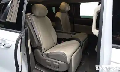 Kia Canival 2024 1.6 гидро в Москве № 922, миниатюра 11