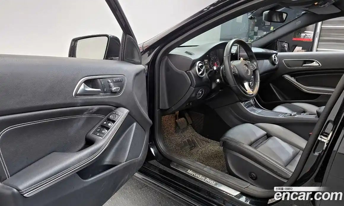 Mercedes-Benz A-Class 2016 1.6 гидро в Москве № 1006632, фото 11