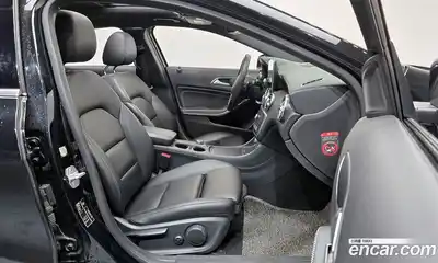 Mercedes-Benz A-Class 2016 1.6 гидро в Москве № 1006632, миниатюра 10
